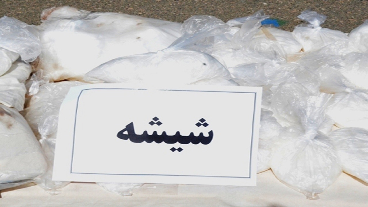 کشف کنسرو کلهپاچه با طعم شیشه در فرودگاه امام!