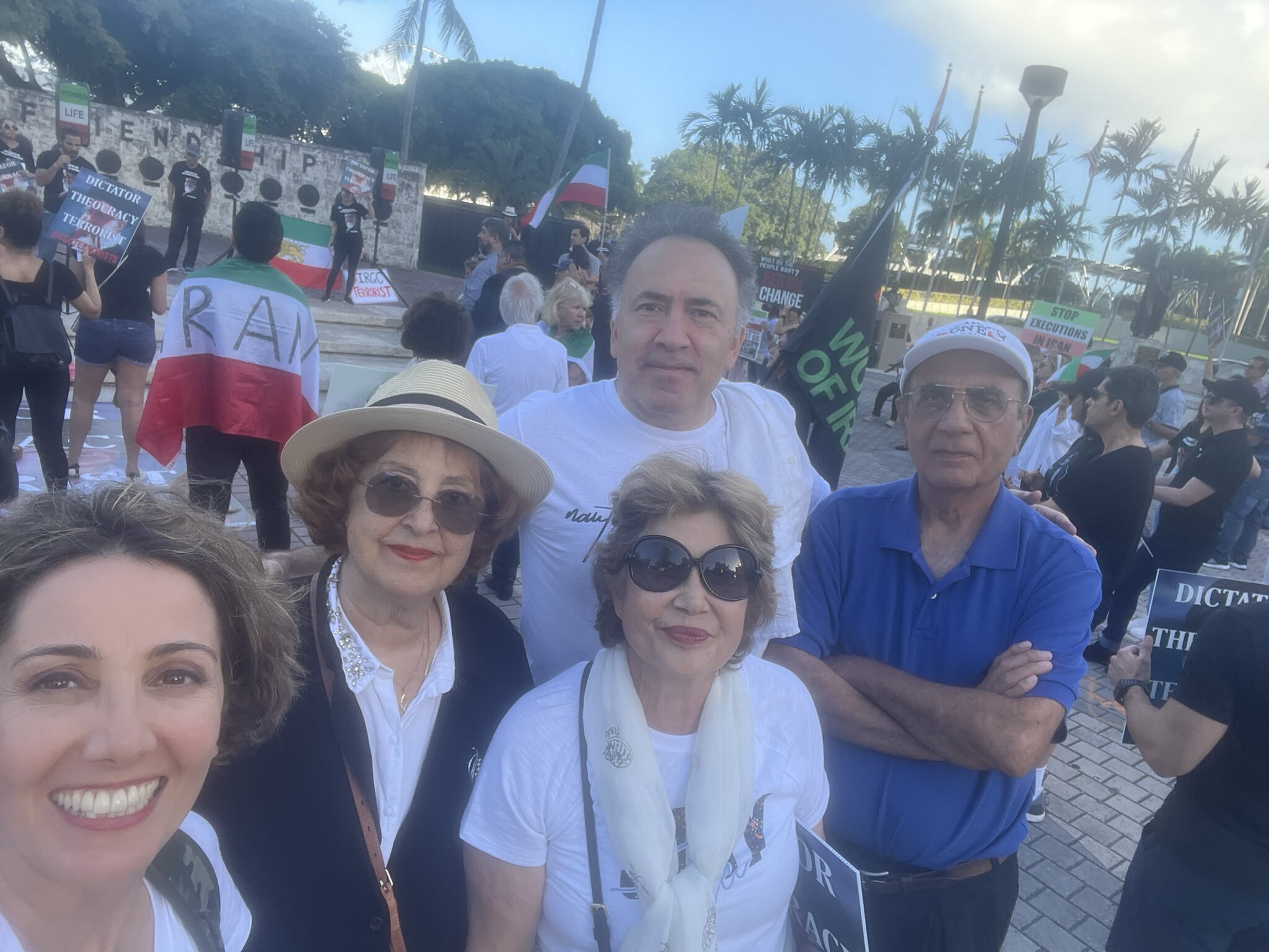 پرویز ثابتی