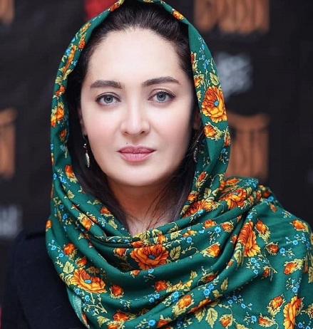 سلفی نیکی کریمی و سحر دولتشاهی در سفر به ارومیه