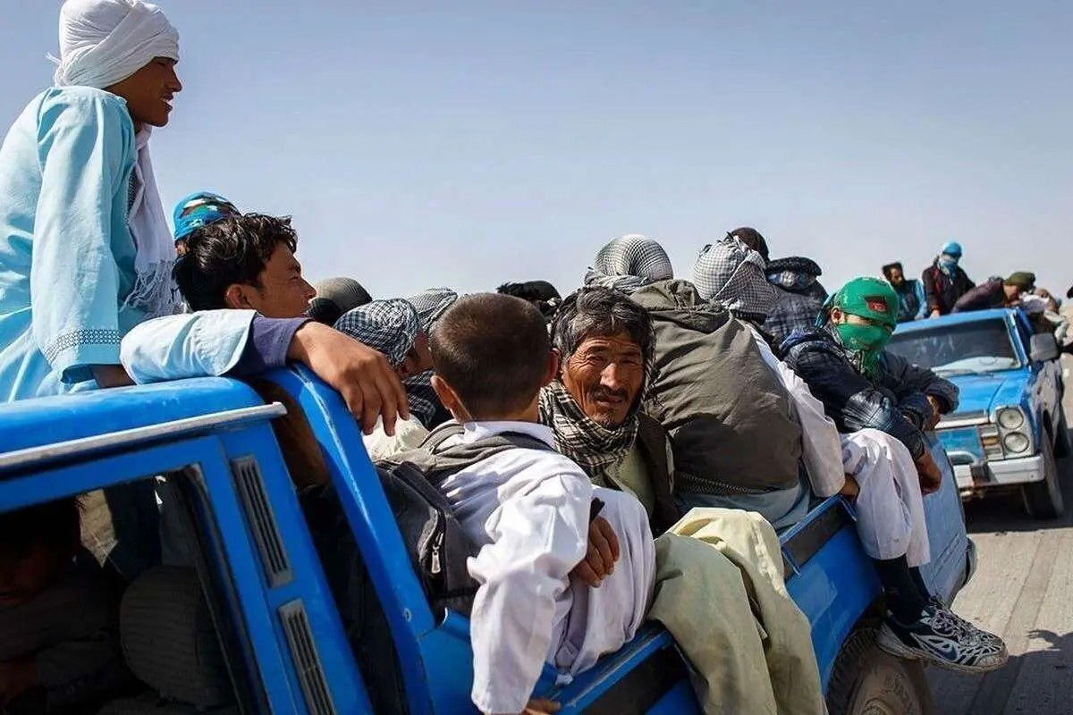 اعتراض طالبان به بازگشت مهاجران از ایران: کمبود منابع داریم!