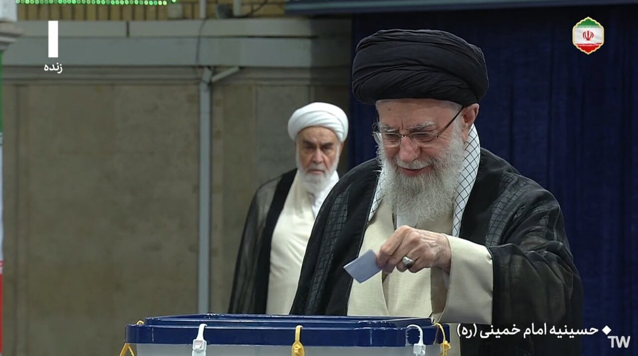 واکنش مهم به ماجرای عکس برگ رای رهبری 
