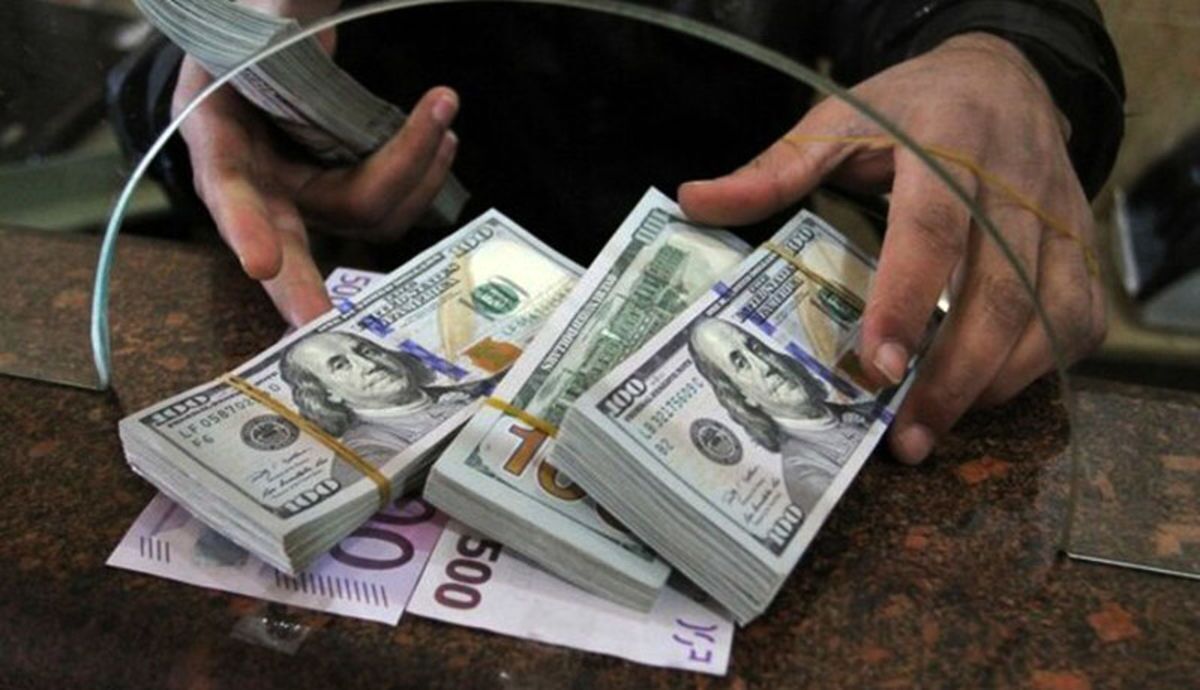 دلار 100 هزار تومانی رسید ،قیمت دلار در بازار آزاد سهشنبه ۱۰ تیر 1404
