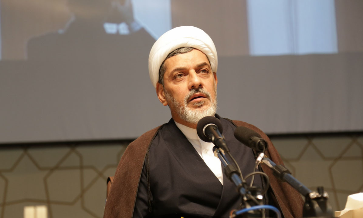 استخدام و استثمار دختران جوان با حقوق کم توسط مغازهداران حرام است