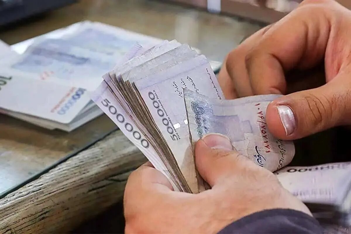وزیر کار زمان پرداخت مابه‌التفاوت حقوق فروردین بازنشستگان تامین اجتماعی را اعلام کرد