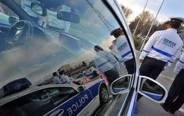 آتش زدن مامور پلیس توسط یک راننده! +عکس