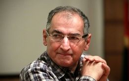 توییت کنایه آمیز زیباکلام خطاب به شورای نگهبان