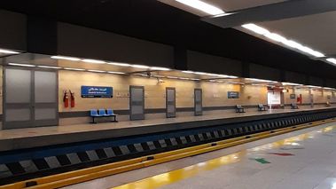 اختلال در خط ۲ مترو تهران / مسافران بخوانند