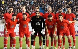 تراکتور صدرنشین لیگ برتر شد