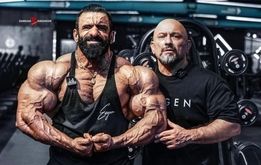 فیلمی از تمرینات هادی چوپان: ای لشکر صاحب‌زمان آماده باش! 