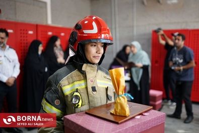 دختران آتش نشان
