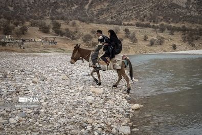 تحصیل دانش‌آموزان در مناطق محروم روستایی