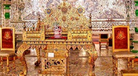 خزانه جواهرات ملی ایران باز شد