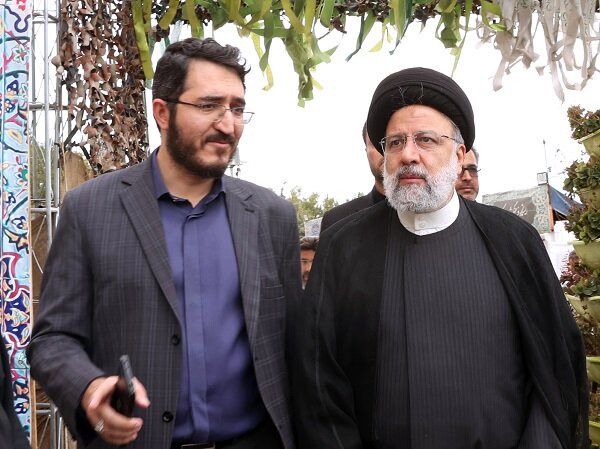 انتخاب اسم عجیب و جنجالی برای کتاب خاطرات شهید رئیسی 