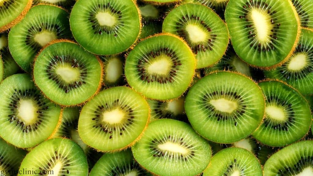 مزایای عجیب پوست کیوی که نمی‌دانستید!