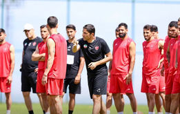 جشن تولد سرمربی پرسپولیس در ترکیه
