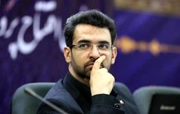 آذری جهرمی: آقای جلیلی اگر اعجاز موسایی داری عصایت را زمین بزن
