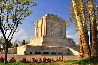 افتتاح آرامگاه فردوسی؛ ۹۱ سال پیش! +عکس