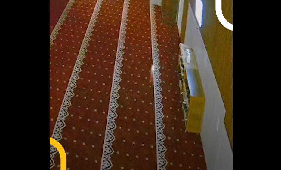 ماجرای ظهور یک جن در مسجد+فیلم