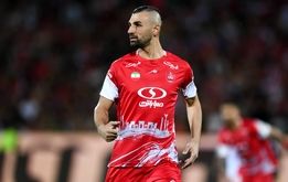 سردار دورسون از پرسپولیس تذکر گرفت