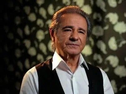 خواننده «سلطان قلب‌ها» به سرطان مبتلا شد +فیلم