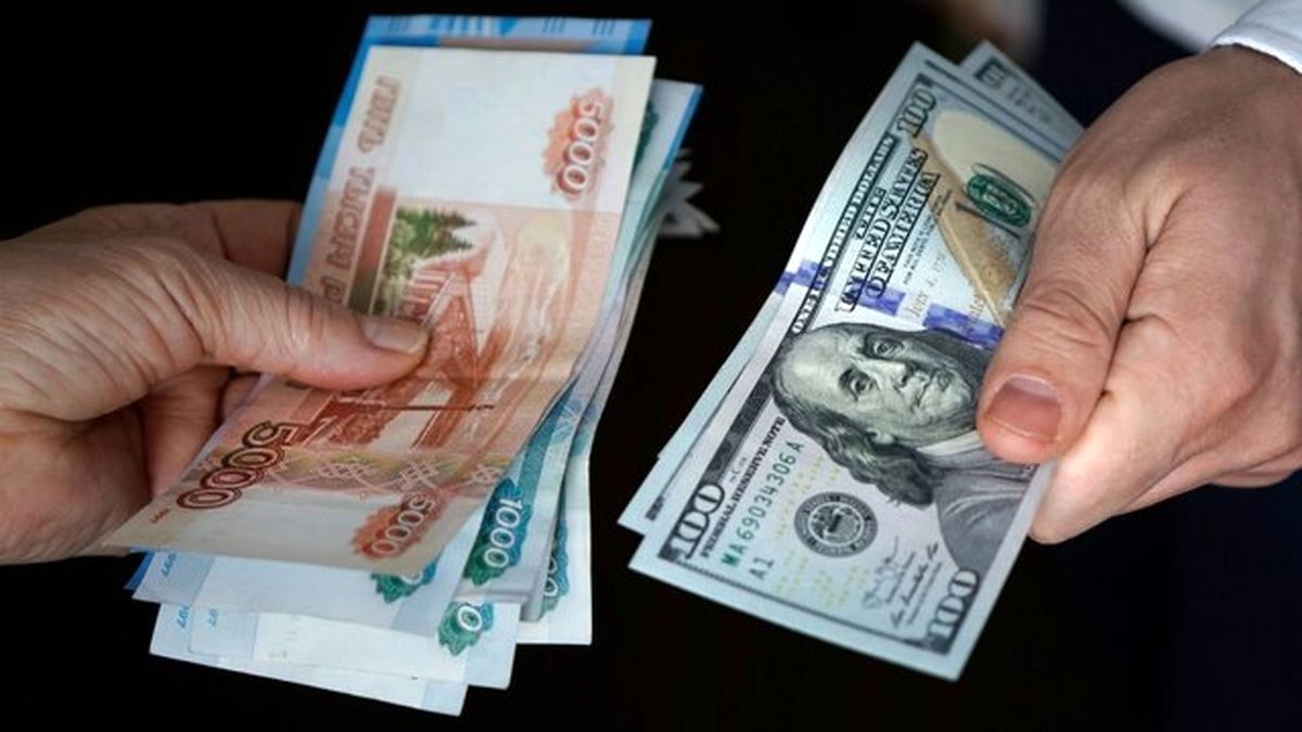 قیمت دلار و یورو امروز چهارشنبه ۲۲ مرداد ۱۴۰۴