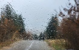 بارش شدید باران تابستانی در این شهر + فیلم