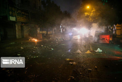 چند تصویر از ناآرامی های شنبه شب تهران