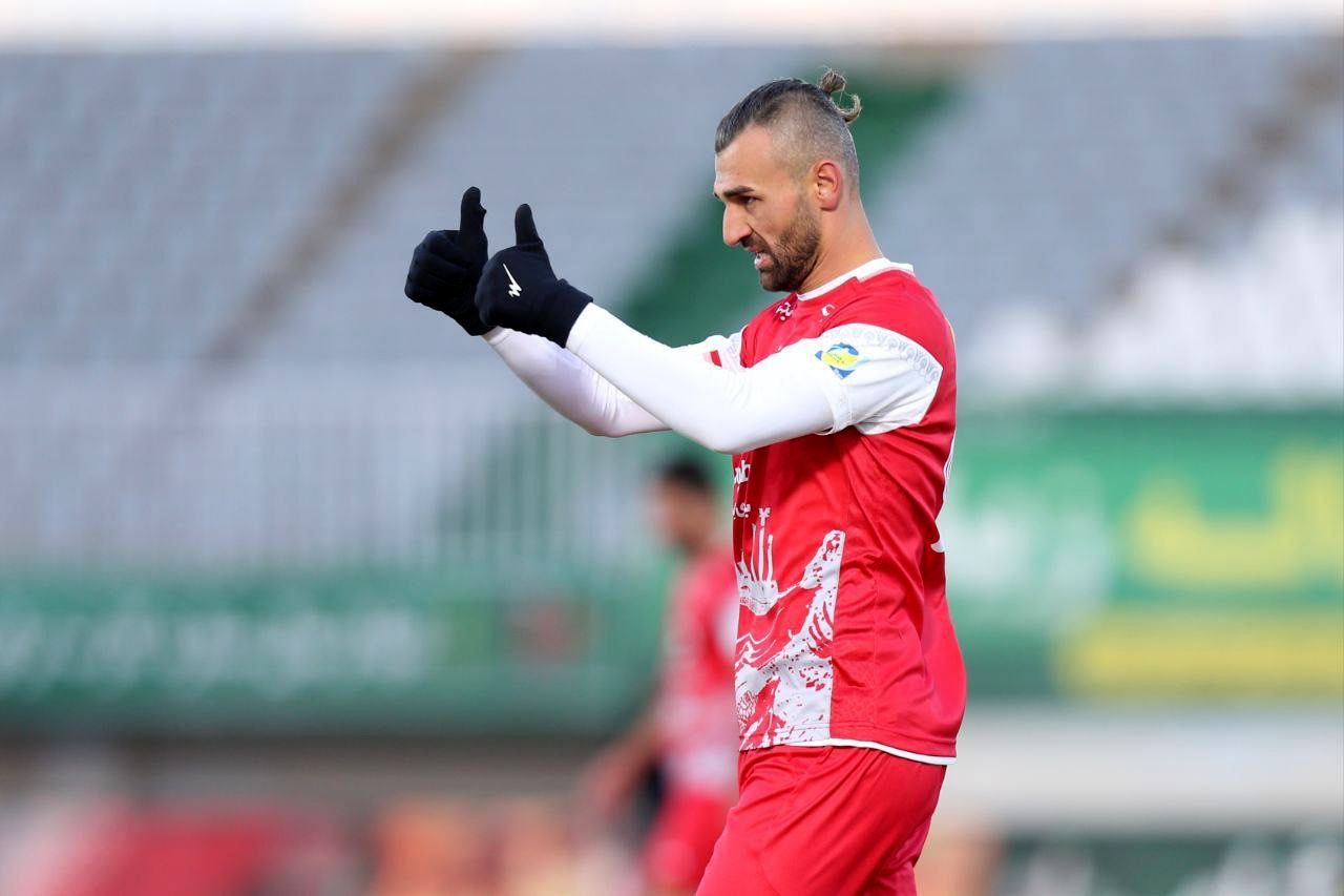 سردار دورسون در پرسپولیس ماندنی شد