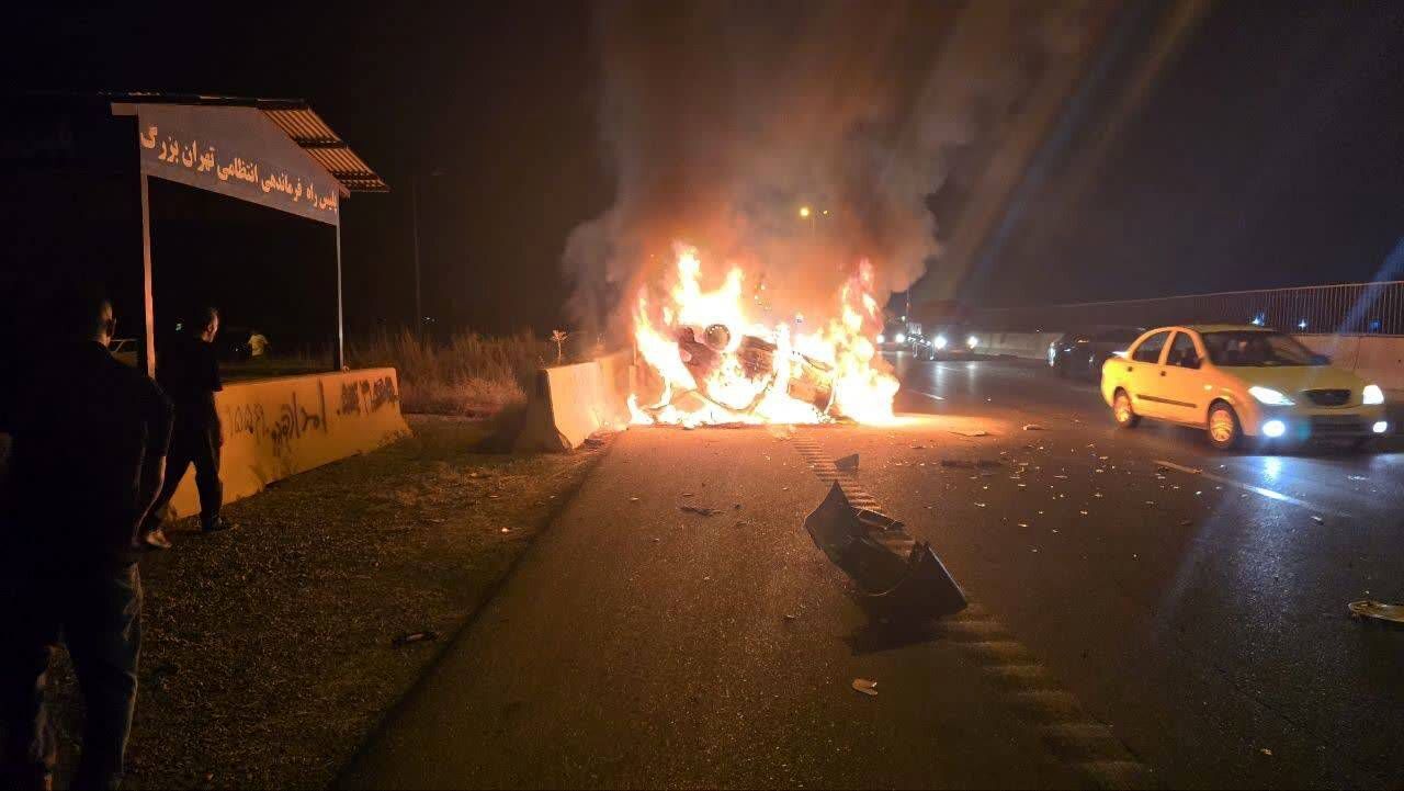 آتش‌سوزی مرگبار خودرو ۲۰۶ در بزرگراه تهران-قم